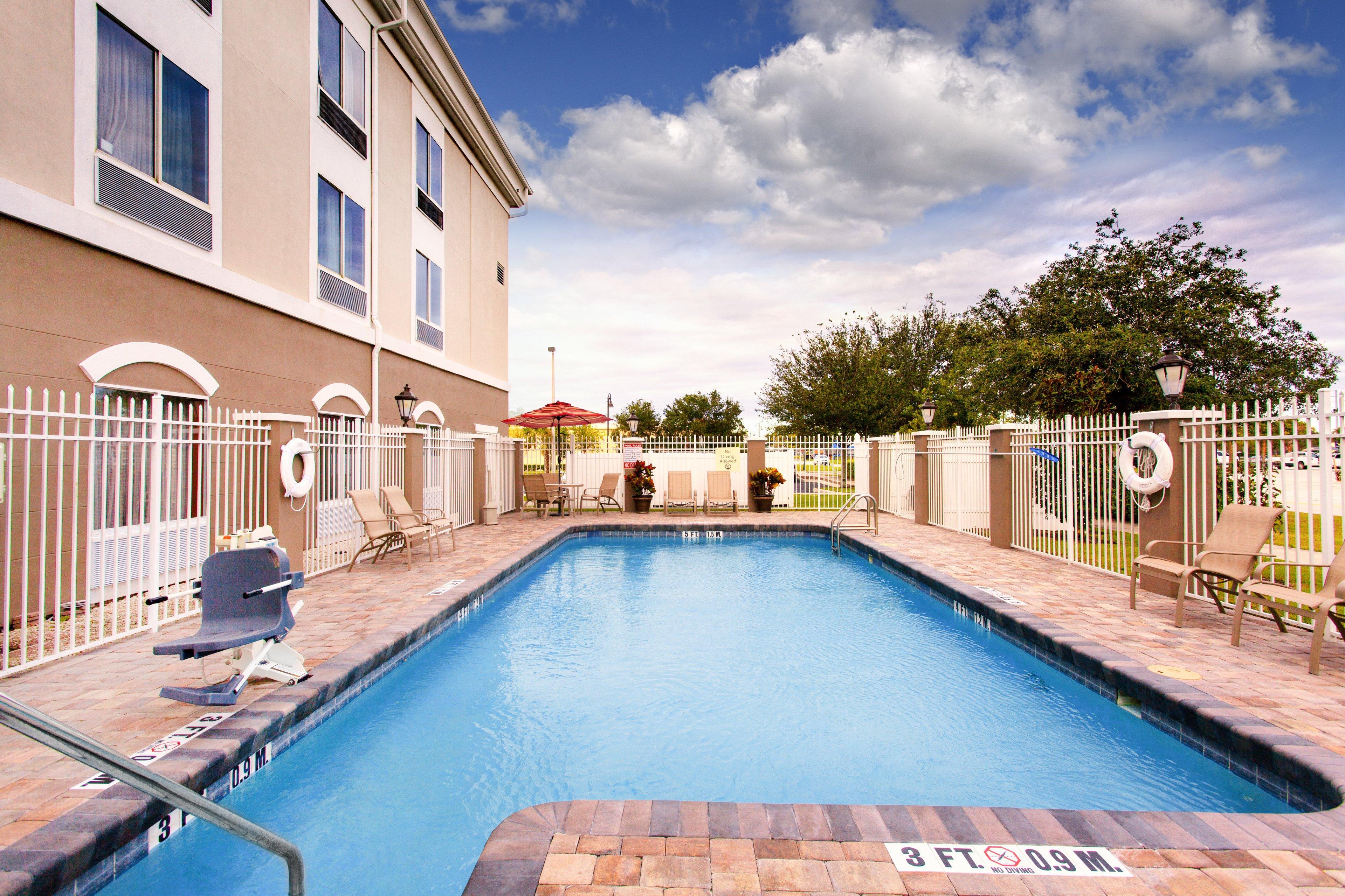 Holiday Inn Express Lake Wales North-Winter Haven By Ihg Waverly Exterior foto