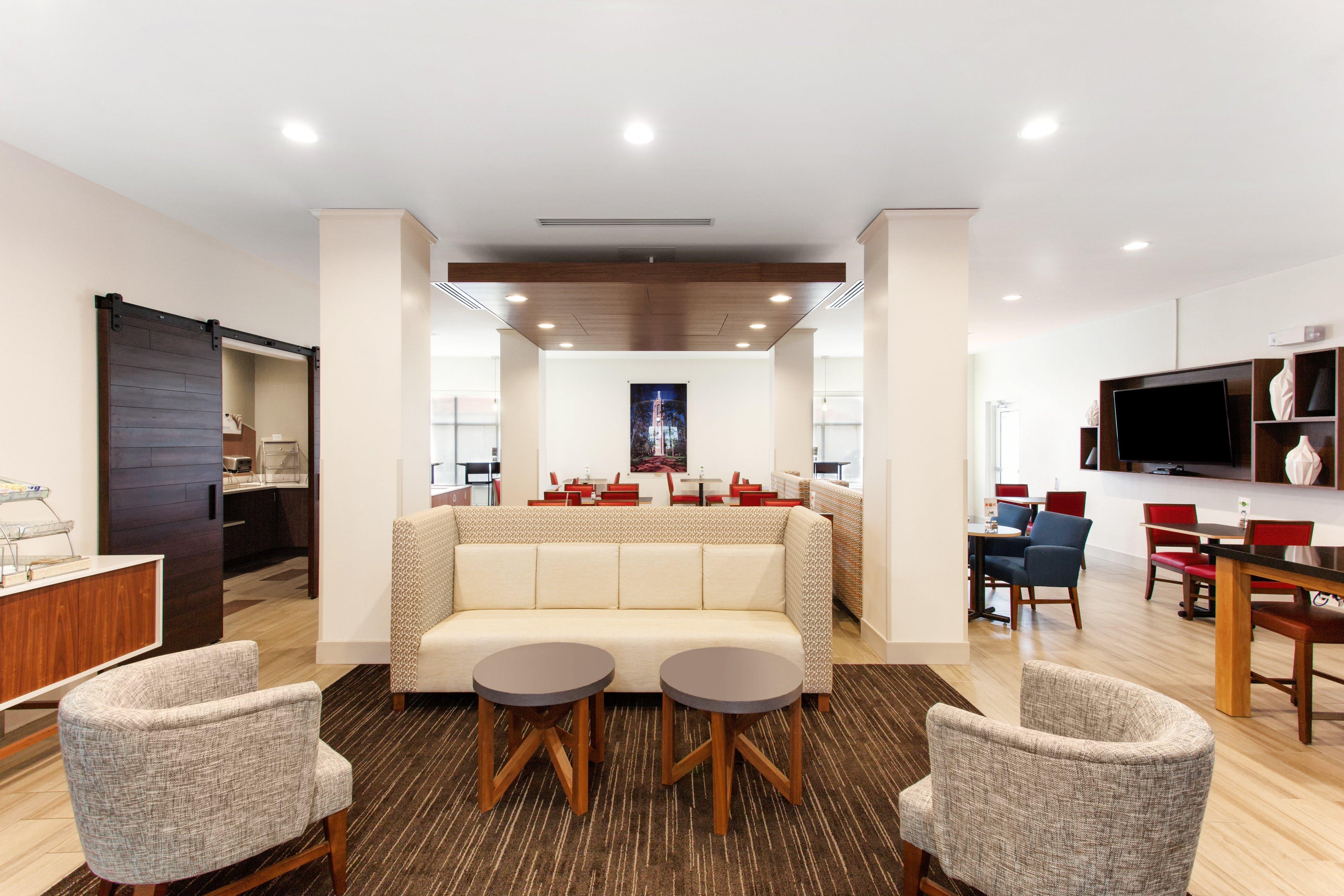 Holiday Inn Express Lake Wales North-Winter Haven By Ihg Waverly Exterior foto