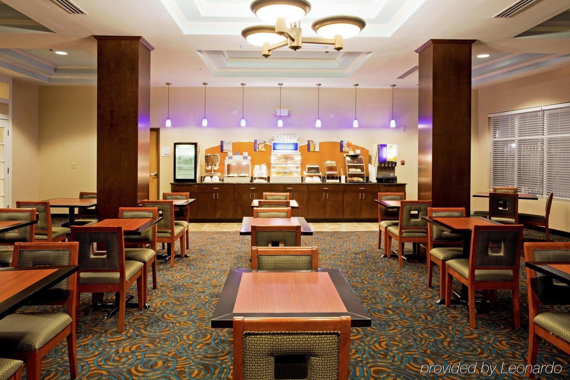 Holiday Inn Express Lake Wales North-Winter Haven By Ihg Waverly Exterior foto